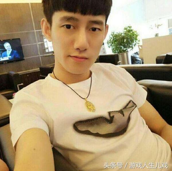 阿哲最新動(dòng)態(tài)揭秘，探索前沿，潮流引領(lǐng)者