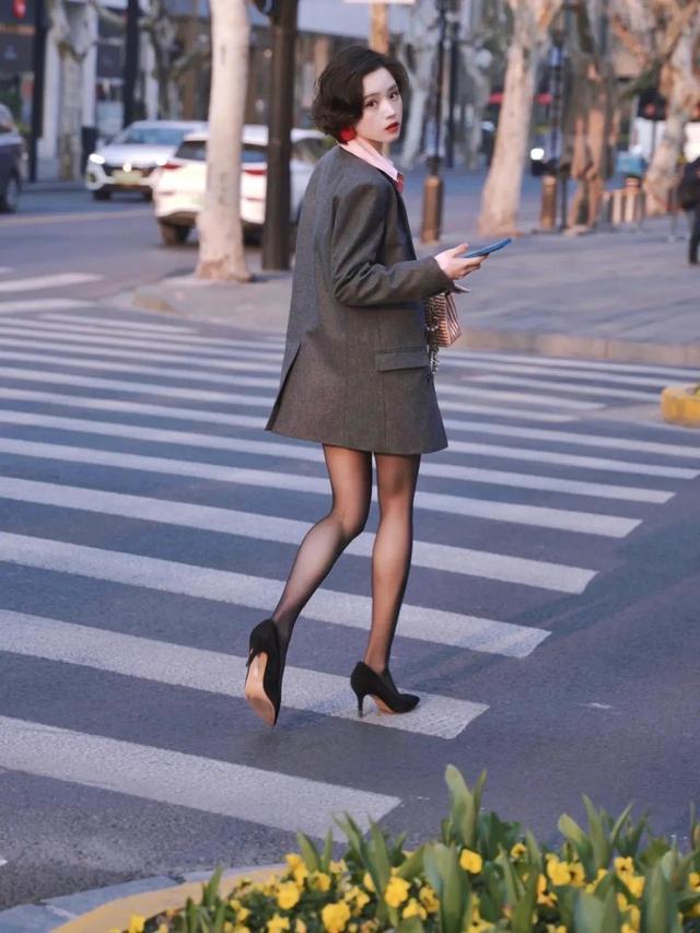 警惕非法色情內(nèi)容，遠(yuǎn)離辣文絲襪誘惑，尋找健康娛樂方式