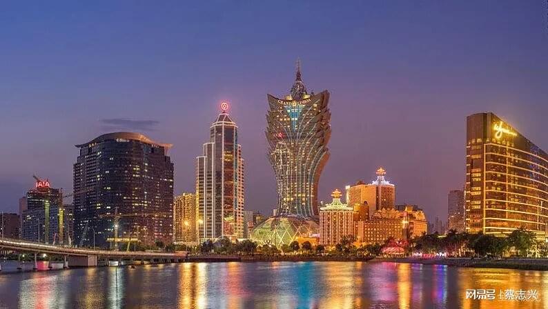 澳門今晚九點(diǎn)30分開獎(jiǎng),最新碎析解釋說(shuō)法_FFP83.303薪火相傳版