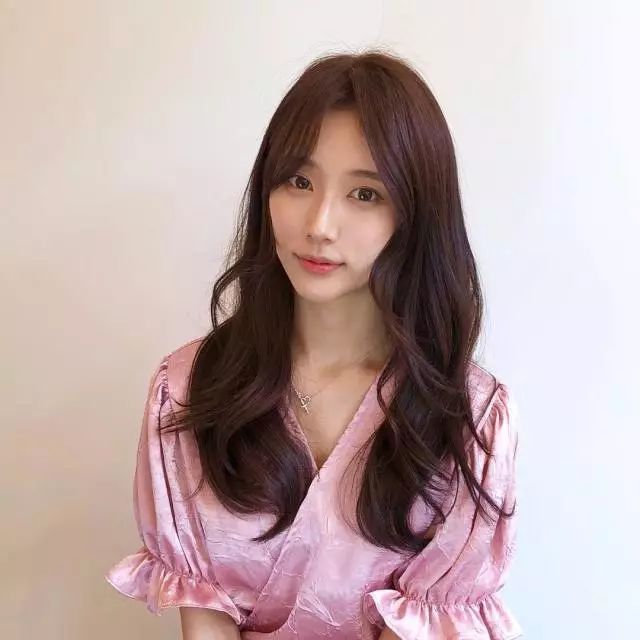 2024中長發(fā)最新發(fā)型女，指南與步驟詳解，打造時尚發(fā)型！