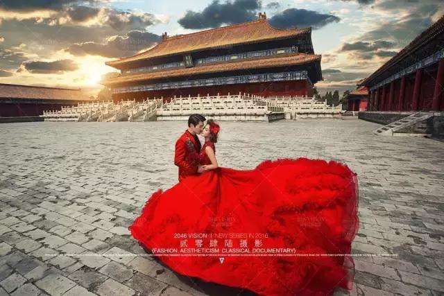 時代背景下的影像藝術(shù)探索，最新外景拍照風(fēng)格揭秘