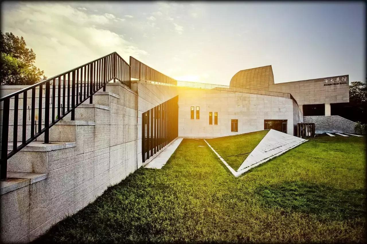 世界最新排名高校，科技巨擘的搖籃，未來教育革新之旅