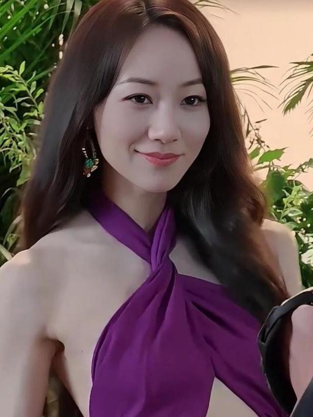 女性頭像時尚潮流演變，最新風尚與2025年流行趨勢預測