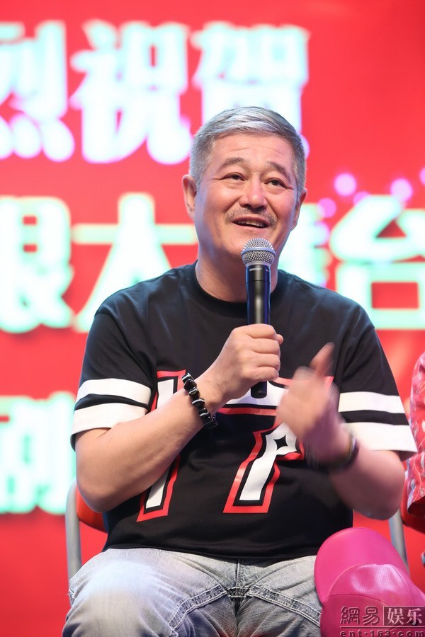 趙本山最新互動(dòng)揭秘，近距離感受喜劇大師的魅力傳奇